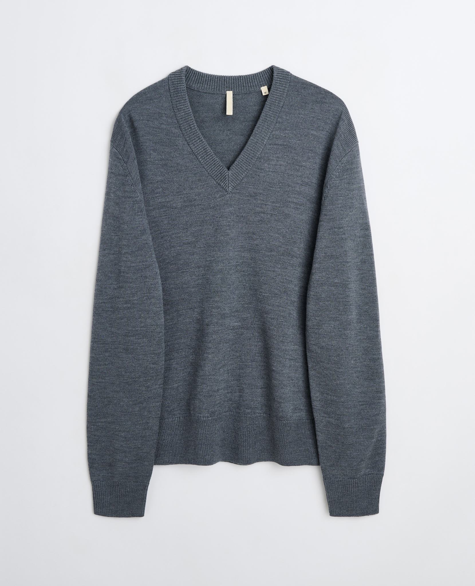 Moon V-neck