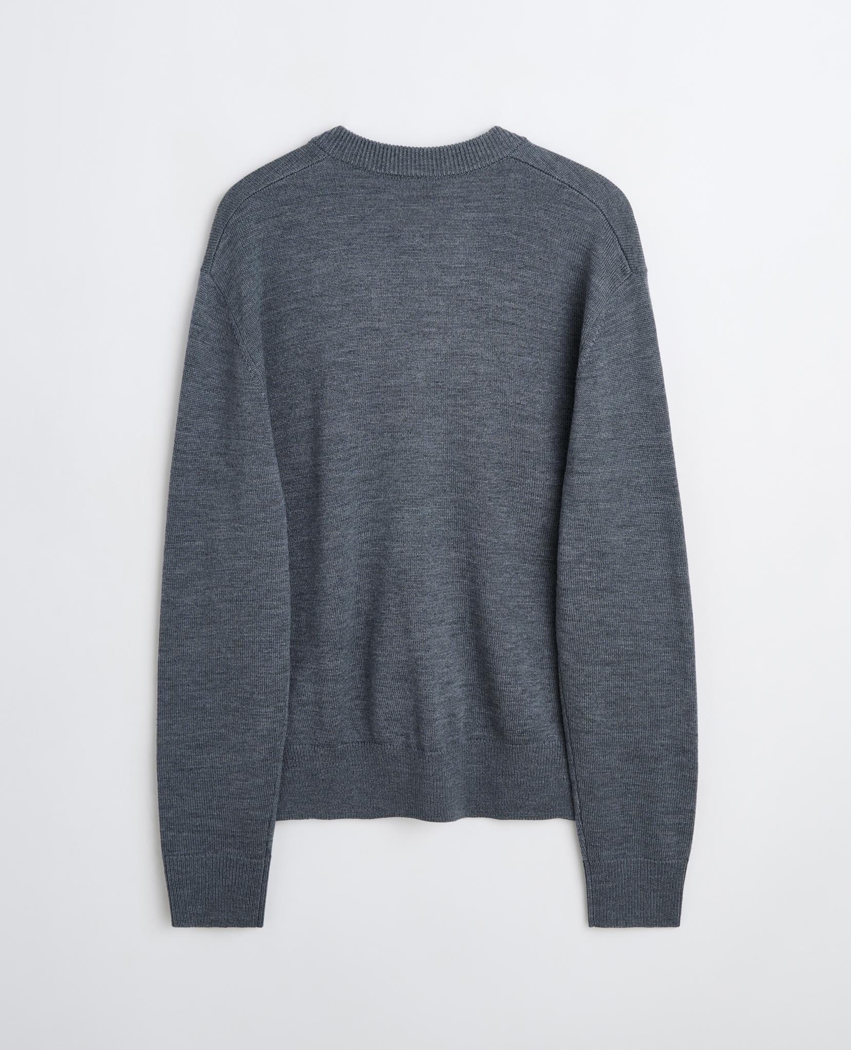 Moon V-neck - Image 2
